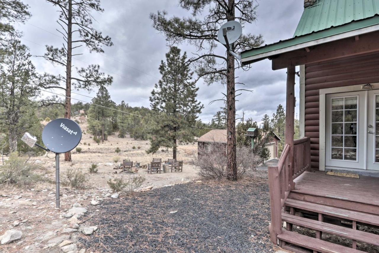 Cozy Heber-Overgaard Cabin With Fire Pit, Game Room! Exterior photo