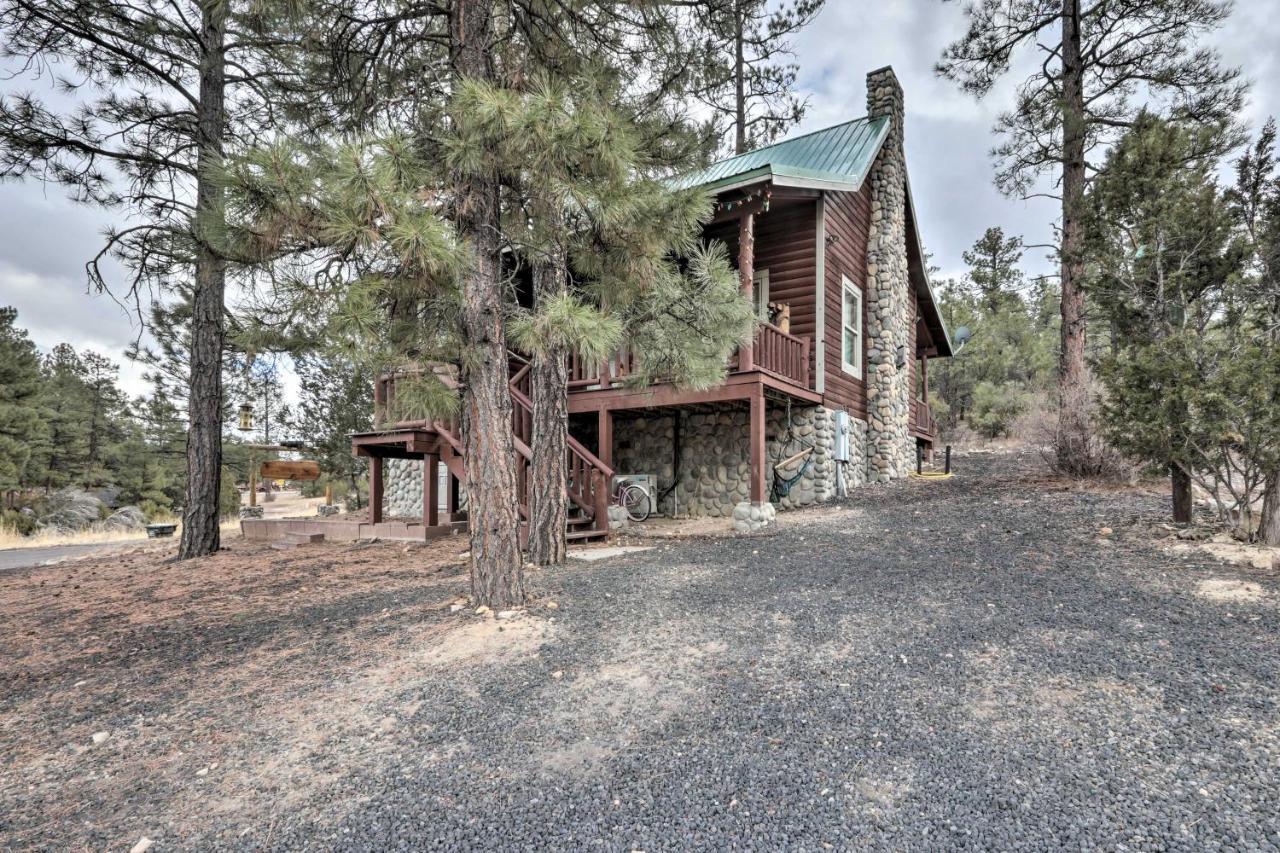 Cozy Heber-Overgaard Cabin With Fire Pit, Game Room! Exterior photo